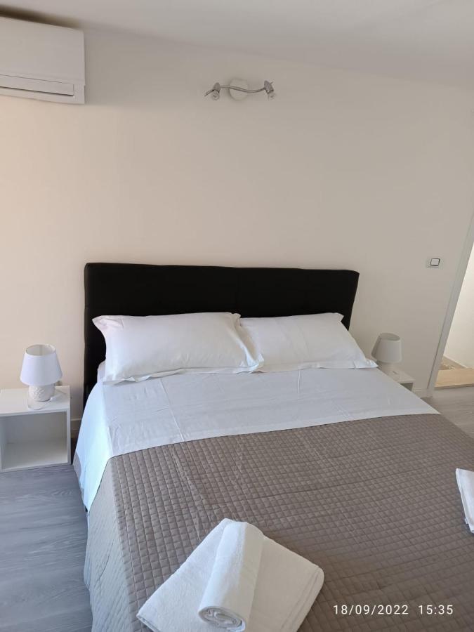 Di Fronzo Guest House T Triggiano Dış mekan fotoğraf