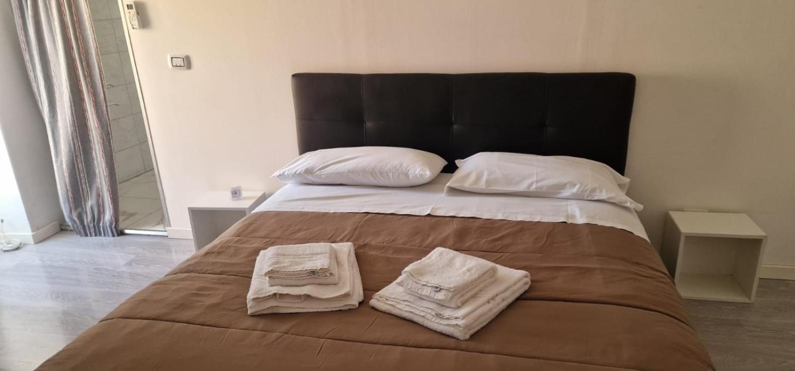Di Fronzo Guest House T Triggiano Dış mekan fotoğraf